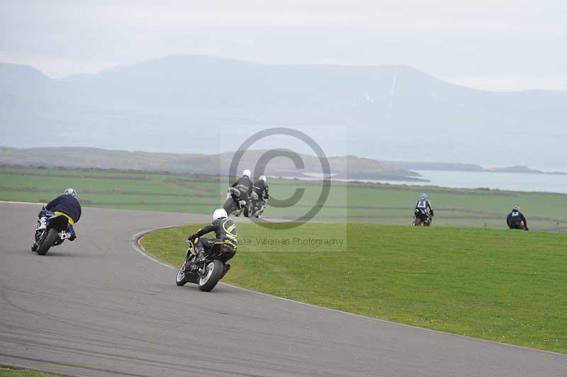 Motorcycle action photographs;anglesey circuit;anglesey trackday photographs;event digital images;eventdigitalimages;no limits trackday;oulton park circuit cheshire;peter wileman photography;trackday;trackday digital images;trackday photos;ty croes circuit wales