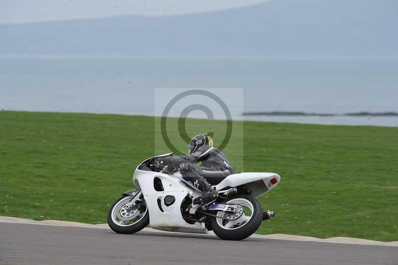 Motorcycle action photographs;anglesey circuit;anglesey trackday photographs;event digital images;eventdigitalimages;no limits trackday;oulton park circuit cheshire;peter wileman photography;trackday;trackday digital images;trackday photos;ty croes circuit wales