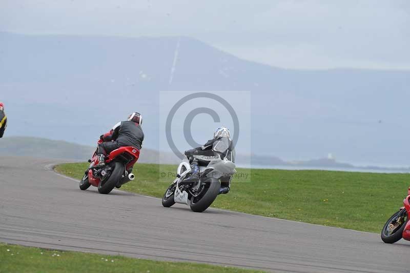 Motorcycle action photographs;anglesey circuit;anglesey trackday photographs;event digital images;eventdigitalimages;no limits trackday;oulton park circuit cheshire;peter wileman photography;trackday;trackday digital images;trackday photos;ty croes circuit wales