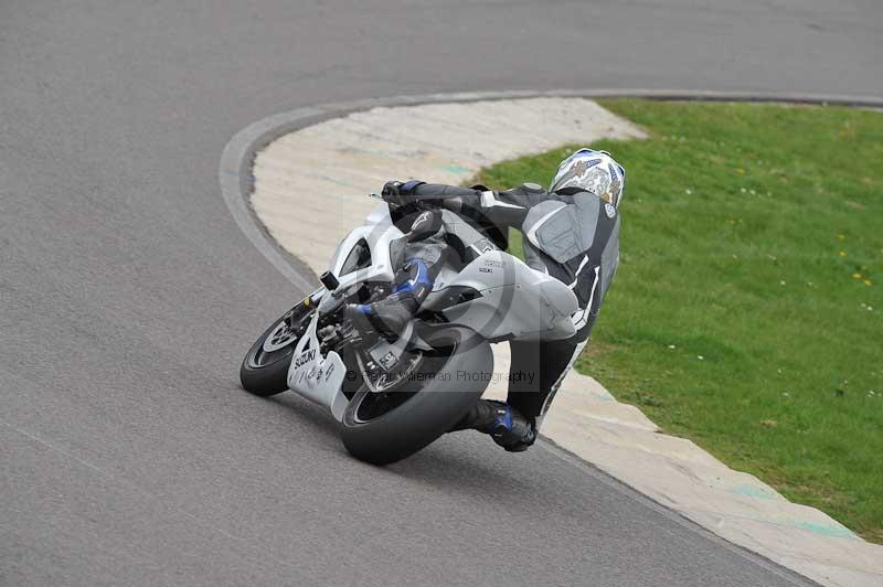 Motorcycle action photographs;anglesey circuit;anglesey trackday photographs;event digital images;eventdigitalimages;no limits trackday;oulton park circuit cheshire;peter wileman photography;trackday;trackday digital images;trackday photos;ty croes circuit wales