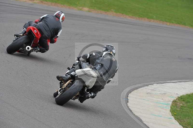 Motorcycle action photographs;anglesey circuit;anglesey trackday photographs;event digital images;eventdigitalimages;no limits trackday;oulton park circuit cheshire;peter wileman photography;trackday;trackday digital images;trackday photos;ty croes circuit wales