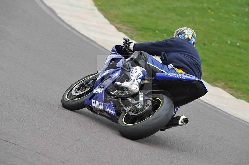 Motorcycle action photographs;anglesey circuit;anglesey trackday photographs;event digital images;eventdigitalimages;no limits trackday;oulton park circuit cheshire;peter wileman photography;trackday;trackday digital images;trackday photos;ty croes circuit wales