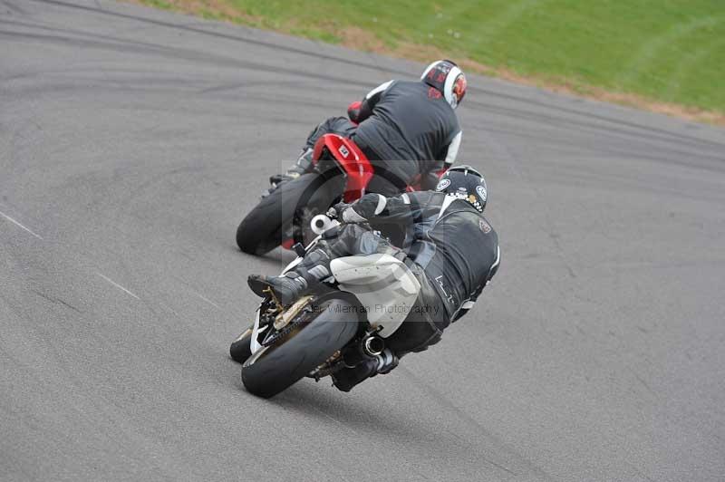 Motorcycle action photographs;anglesey circuit;anglesey trackday photographs;event digital images;eventdigitalimages;no limits trackday;oulton park circuit cheshire;peter wileman photography;trackday;trackday digital images;trackday photos;ty croes circuit wales