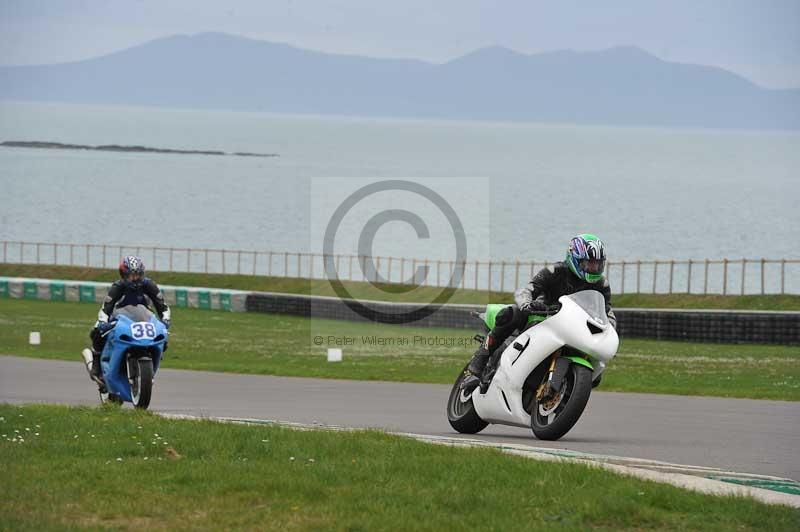 Motorcycle action photographs;anglesey circuit;anglesey trackday photographs;event digital images;eventdigitalimages;no limits trackday;oulton park circuit cheshire;peter wileman photography;trackday;trackday digital images;trackday photos;ty croes circuit wales