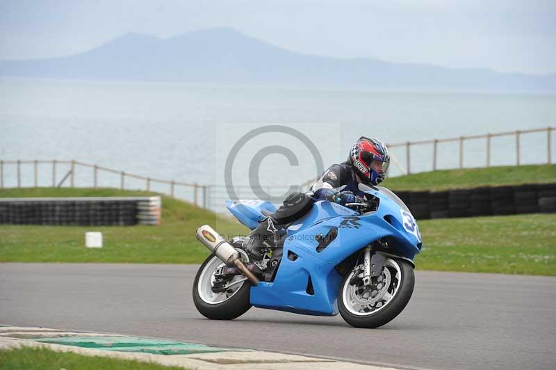 Motorcycle action photographs;anglesey circuit;anglesey trackday photographs;event digital images;eventdigitalimages;no limits trackday;oulton park circuit cheshire;peter wileman photography;trackday;trackday digital images;trackday photos;ty croes circuit wales