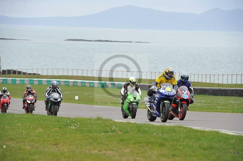 Motorcycle action photographs;anglesey circuit;anglesey trackday photographs;event digital images;eventdigitalimages;no limits trackday;oulton park circuit cheshire;peter wileman photography;trackday;trackday digital images;trackday photos;ty croes circuit wales