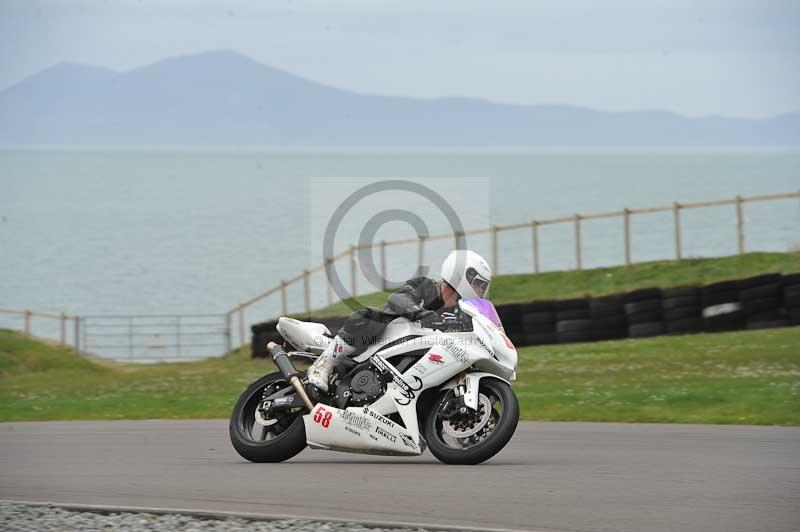 Motorcycle action photographs;anglesey circuit;anglesey trackday photographs;event digital images;eventdigitalimages;no limits trackday;oulton park circuit cheshire;peter wileman photography;trackday;trackday digital images;trackday photos;ty croes circuit wales