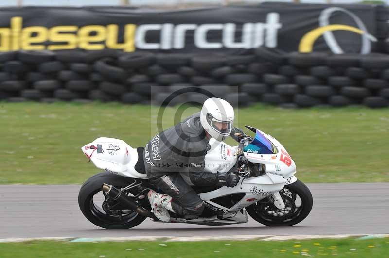 Motorcycle action photographs;anglesey circuit;anglesey trackday photographs;event digital images;eventdigitalimages;no limits trackday;oulton park circuit cheshire;peter wileman photography;trackday;trackday digital images;trackday photos;ty croes circuit wales