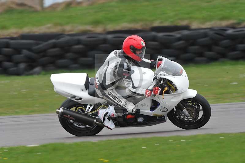 Motorcycle action photographs;anglesey circuit;anglesey trackday photographs;event digital images;eventdigitalimages;no limits trackday;oulton park circuit cheshire;peter wileman photography;trackday;trackday digital images;trackday photos;ty croes circuit wales