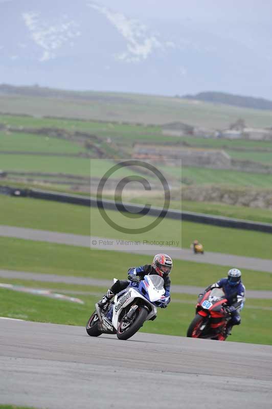 Motorcycle action photographs;anglesey circuit;anglesey trackday photographs;event digital images;eventdigitalimages;no limits trackday;oulton park circuit cheshire;peter wileman photography;trackday;trackday digital images;trackday photos;ty croes circuit wales