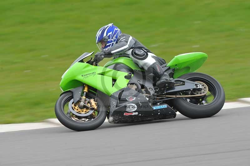 Motorcycle action photographs;anglesey circuit;anglesey trackday photographs;event digital images;eventdigitalimages;no limits trackday;oulton park circuit cheshire;peter wileman photography;trackday;trackday digital images;trackday photos;ty croes circuit wales