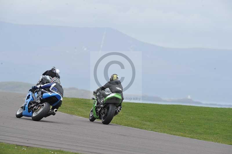 Motorcycle action photographs;anglesey circuit;anglesey trackday photographs;event digital images;eventdigitalimages;no limits trackday;oulton park circuit cheshire;peter wileman photography;trackday;trackday digital images;trackday photos;ty croes circuit wales