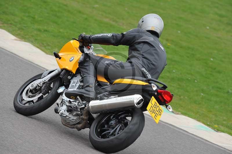 Motorcycle action photographs;anglesey circuit;anglesey trackday photographs;event digital images;eventdigitalimages;no limits trackday;oulton park circuit cheshire;peter wileman photography;trackday;trackday digital images;trackday photos;ty croes circuit wales