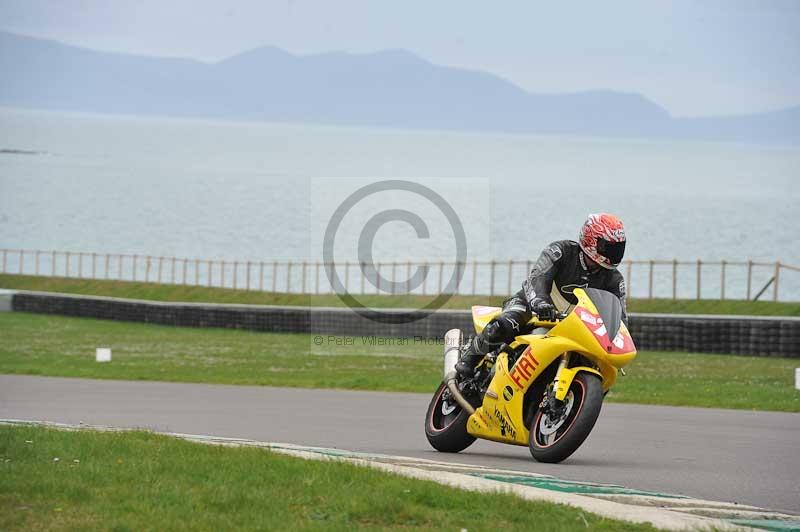 Motorcycle action photographs;anglesey circuit;anglesey trackday photographs;event digital images;eventdigitalimages;no limits trackday;oulton park circuit cheshire;peter wileman photography;trackday;trackday digital images;trackday photos;ty croes circuit wales