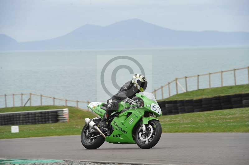 Motorcycle action photographs;anglesey circuit;anglesey trackday photographs;event digital images;eventdigitalimages;no limits trackday;oulton park circuit cheshire;peter wileman photography;trackday;trackday digital images;trackday photos;ty croes circuit wales