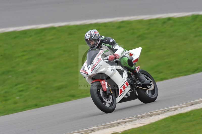 Motorcycle action photographs;anglesey circuit;anglesey trackday photographs;event digital images;eventdigitalimages;no limits trackday;oulton park circuit cheshire;peter wileman photography;trackday;trackday digital images;trackday photos;ty croes circuit wales