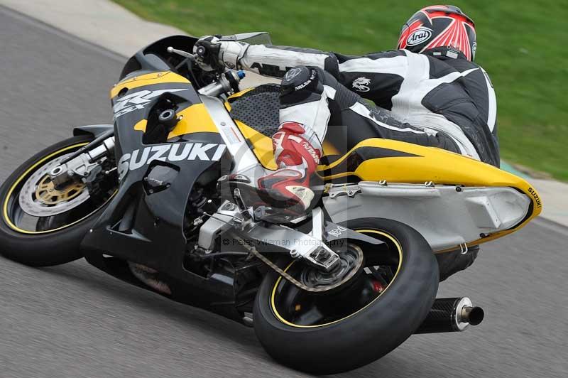 Motorcycle action photographs;anglesey circuit;anglesey trackday photographs;event digital images;eventdigitalimages;no limits trackday;oulton park circuit cheshire;peter wileman photography;trackday;trackday digital images;trackday photos;ty croes circuit wales