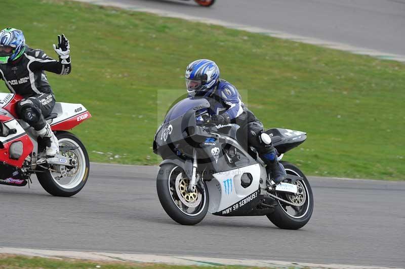 Motorcycle action photographs;anglesey circuit;anglesey trackday photographs;event digital images;eventdigitalimages;no limits trackday;oulton park circuit cheshire;peter wileman photography;trackday;trackday digital images;trackday photos;ty croes circuit wales