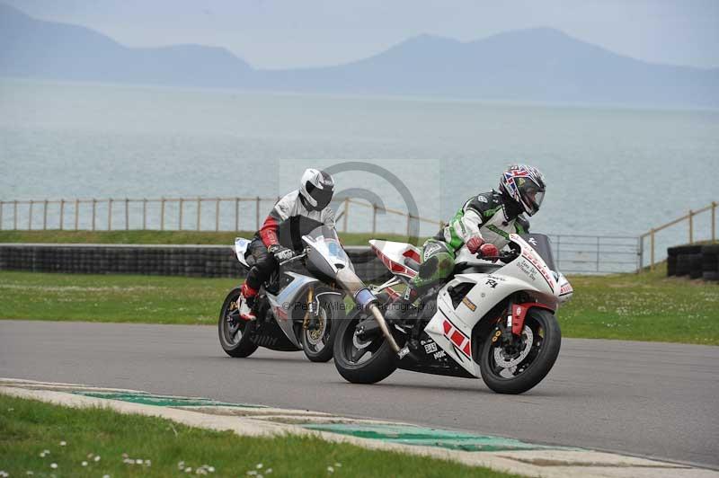 Motorcycle action photographs;anglesey circuit;anglesey trackday photographs;event digital images;eventdigitalimages;no limits trackday;oulton park circuit cheshire;peter wileman photography;trackday;trackday digital images;trackday photos;ty croes circuit wales