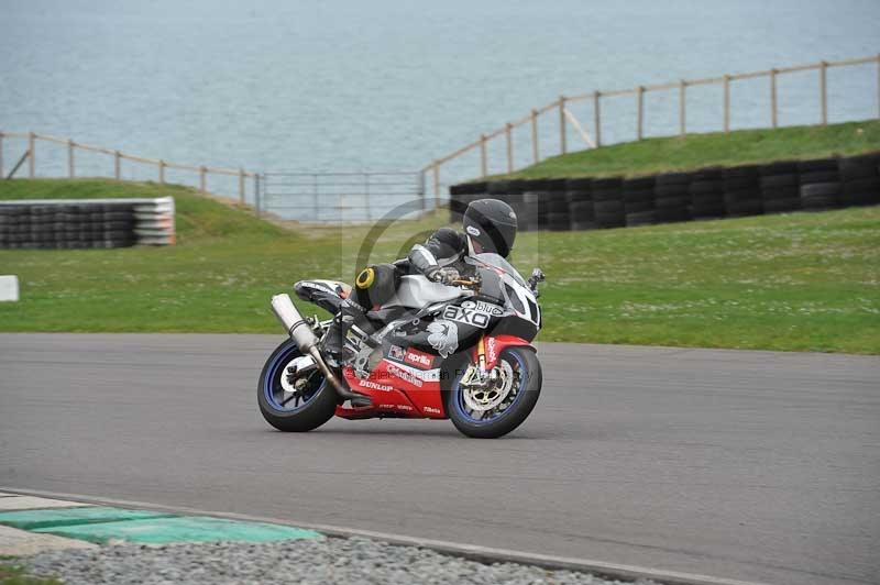 Motorcycle action photographs;anglesey circuit;anglesey trackday photographs;event digital images;eventdigitalimages;no limits trackday;oulton park circuit cheshire;peter wileman photography;trackday;trackday digital images;trackday photos;ty croes circuit wales