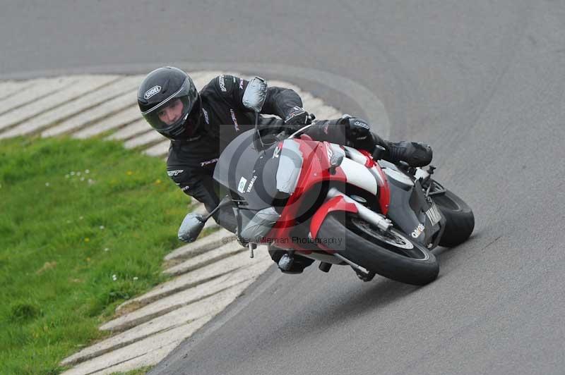 Motorcycle action photographs;anglesey circuit;anglesey trackday photographs;event digital images;eventdigitalimages;no limits trackday;oulton park circuit cheshire;peter wileman photography;trackday;trackday digital images;trackday photos;ty croes circuit wales