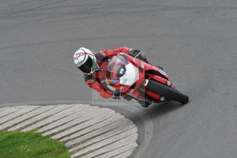 Motorcycle action photographs;anglesey circuit;anglesey trackday photographs;event digital images;eventdigitalimages;no limits trackday;oulton park circuit cheshire;peter wileman photography;trackday;trackday digital images;trackday photos;ty croes circuit wales