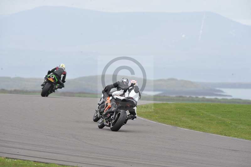 Motorcycle action photographs;anglesey circuit;anglesey trackday photographs;event digital images;eventdigitalimages;no limits trackday;oulton park circuit cheshire;peter wileman photography;trackday;trackday digital images;trackday photos;ty croes circuit wales