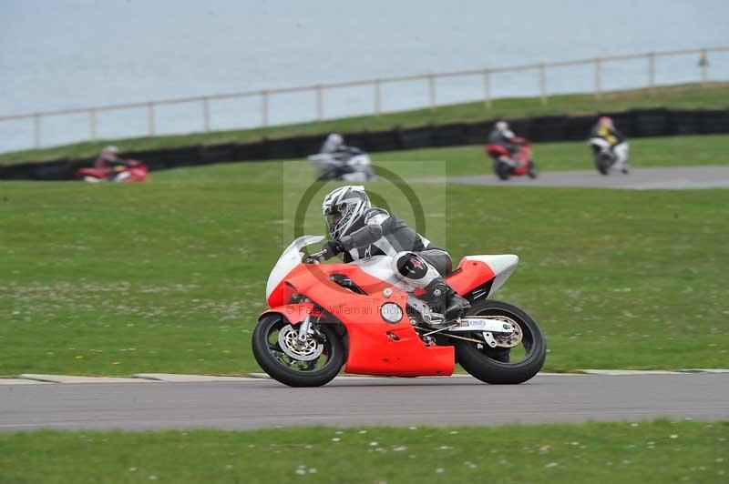 Motorcycle action photographs;anglesey circuit;anglesey trackday photographs;event digital images;eventdigitalimages;no limits trackday;oulton park circuit cheshire;peter wileman photography;trackday;trackday digital images;trackday photos;ty croes circuit wales
