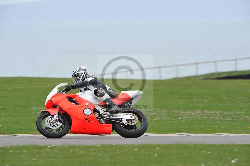 Motorcycle action photographs;anglesey circuit;anglesey trackday photographs;event digital images;eventdigitalimages;no limits trackday;oulton park circuit cheshire;peter wileman photography;trackday;trackday digital images;trackday photos;ty croes circuit wales