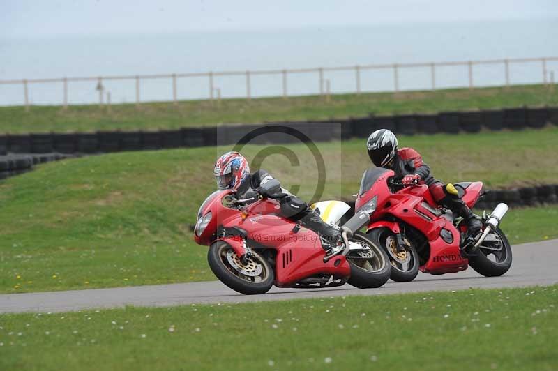 Motorcycle action photographs;anglesey circuit;anglesey trackday photographs;event digital images;eventdigitalimages;no limits trackday;oulton park circuit cheshire;peter wileman photography;trackday;trackday digital images;trackday photos;ty croes circuit wales