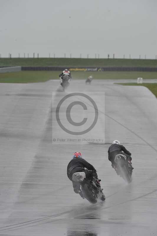 Motorcycle action photographs;anglesey circuit;anglesey trackday photographs;event digital images;eventdigitalimages;no limits trackday;oulton park circuit cheshire;peter wileman photography;trackday;trackday digital images;trackday photos;ty croes circuit wales