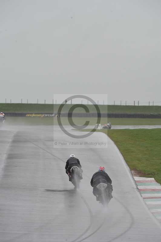 Motorcycle action photographs;anglesey circuit;anglesey trackday photographs;event digital images;eventdigitalimages;no limits trackday;oulton park circuit cheshire;peter wileman photography;trackday;trackday digital images;trackday photos;ty croes circuit wales