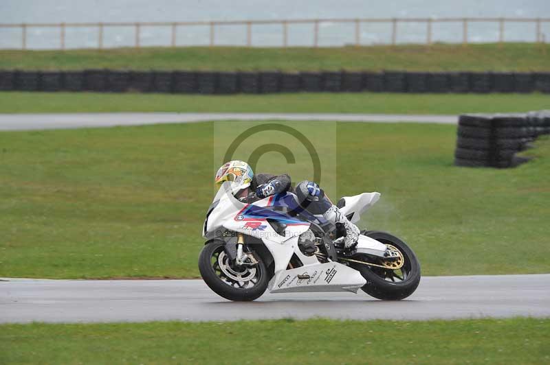 Motorcycle action photographs;anglesey circuit;anglesey trackday photographs;event digital images;eventdigitalimages;no limits trackday;oulton park circuit cheshire;peter wileman photography;trackday;trackday digital images;trackday photos;ty croes circuit wales
