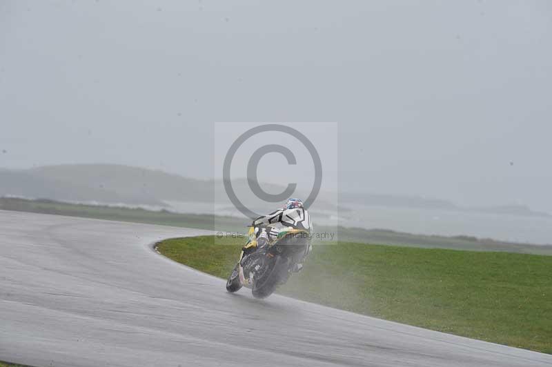 Motorcycle action photographs;anglesey circuit;anglesey trackday photographs;event digital images;eventdigitalimages;no limits trackday;oulton park circuit cheshire;peter wileman photography;trackday;trackday digital images;trackday photos;ty croes circuit wales
