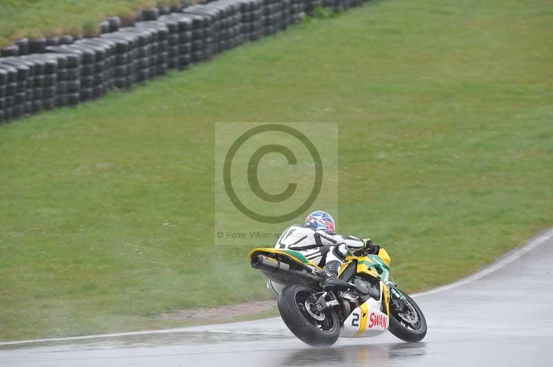 Motorcycle action photographs;anglesey circuit;anglesey trackday photographs;event digital images;eventdigitalimages;no limits trackday;oulton park circuit cheshire;peter wileman photography;trackday;trackday digital images;trackday photos;ty croes circuit wales