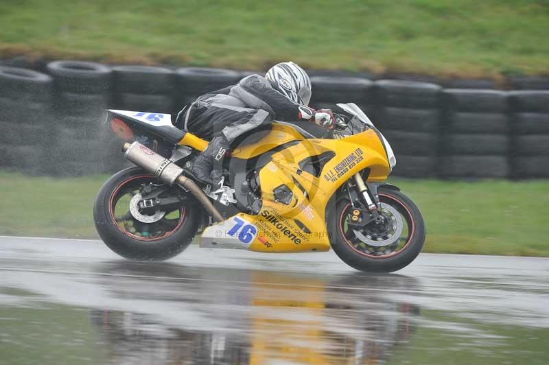 Motorcycle action photographs;anglesey circuit;anglesey trackday photographs;event digital images;eventdigitalimages;no limits trackday;oulton park circuit cheshire;peter wileman photography;trackday;trackday digital images;trackday photos;ty croes circuit wales