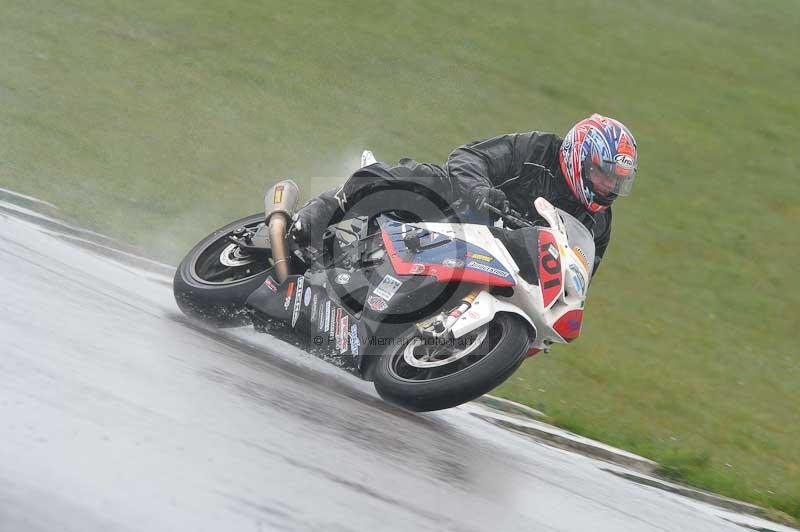 Motorcycle action photographs;anglesey circuit;anglesey trackday photographs;event digital images;eventdigitalimages;no limits trackday;oulton park circuit cheshire;peter wileman photography;trackday;trackday digital images;trackday photos;ty croes circuit wales