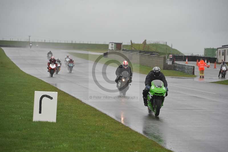 Motorcycle action photographs;anglesey circuit;anglesey trackday photographs;event digital images;eventdigitalimages;no limits trackday;oulton park circuit cheshire;peter wileman photography;trackday;trackday digital images;trackday photos;ty croes circuit wales