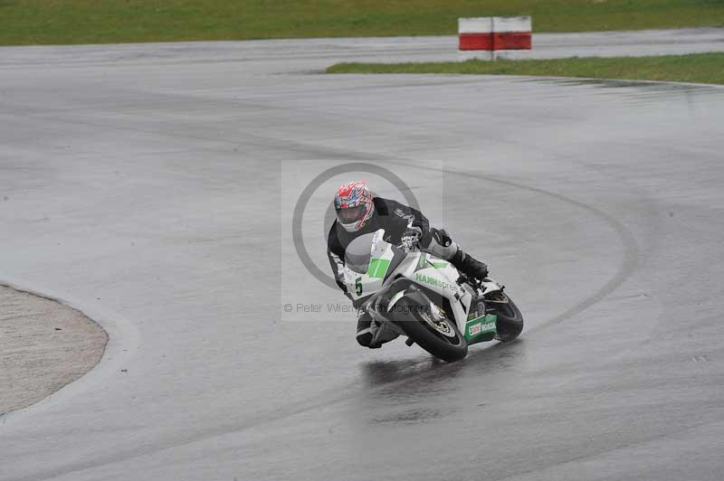 Motorcycle action photographs;anglesey circuit;anglesey trackday photographs;event digital images;eventdigitalimages;no limits trackday;oulton park circuit cheshire;peter wileman photography;trackday;trackday digital images;trackday photos;ty croes circuit wales