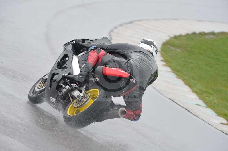 Motorcycle action photographs;anglesey circuit;anglesey trackday photographs;event digital images;eventdigitalimages;no limits trackday;oulton park circuit cheshire;peter wileman photography;trackday;trackday digital images;trackday photos;ty croes circuit wales