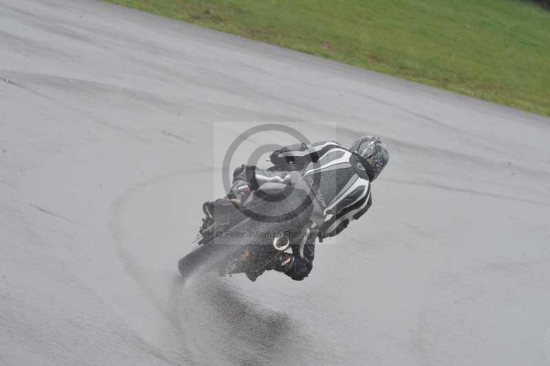 Motorcycle action photographs;anglesey circuit;anglesey trackday photographs;event digital images;eventdigitalimages;no limits trackday;oulton park circuit cheshire;peter wileman photography;trackday;trackday digital images;trackday photos;ty croes circuit wales