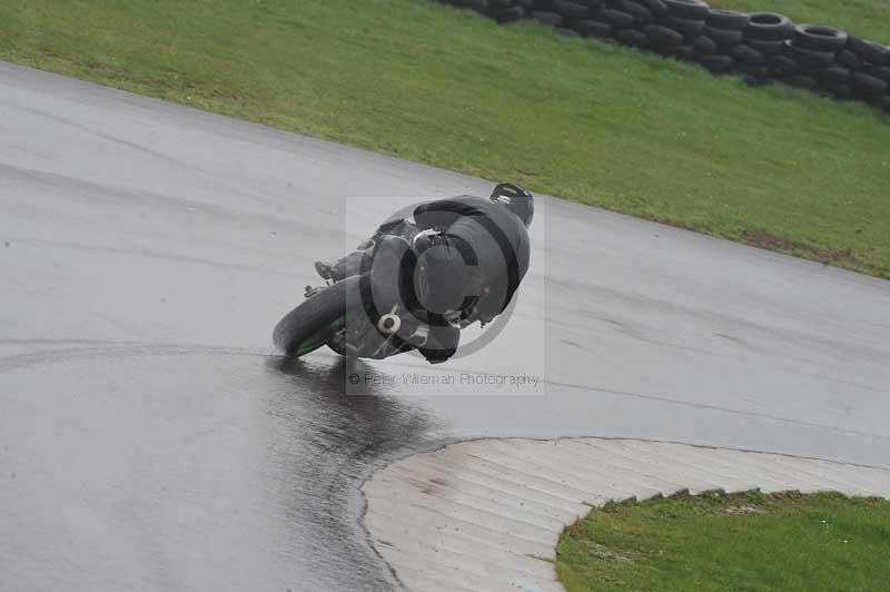 Motorcycle action photographs;anglesey circuit;anglesey trackday photographs;event digital images;eventdigitalimages;no limits trackday;oulton park circuit cheshire;peter wileman photography;trackday;trackday digital images;trackday photos;ty croes circuit wales