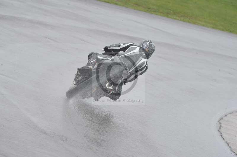 Motorcycle action photographs;anglesey circuit;anglesey trackday photographs;event digital images;eventdigitalimages;no limits trackday;oulton park circuit cheshire;peter wileman photography;trackday;trackday digital images;trackday photos;ty croes circuit wales
