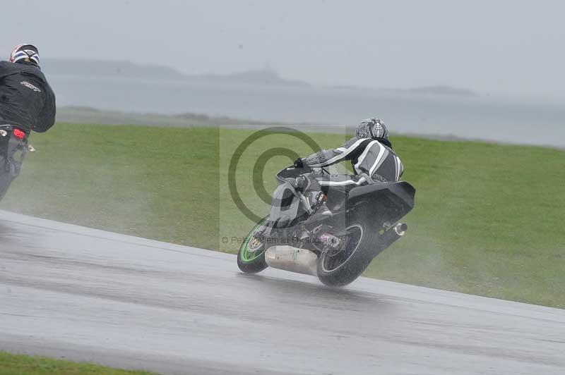 Motorcycle action photographs;anglesey circuit;anglesey trackday photographs;event digital images;eventdigitalimages;no limits trackday;oulton park circuit cheshire;peter wileman photography;trackday;trackday digital images;trackday photos;ty croes circuit wales