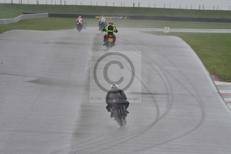 Motorcycle action photographs;anglesey circuit;anglesey trackday photographs;event digital images;eventdigitalimages;no limits trackday;oulton park circuit cheshire;peter wileman photography;trackday;trackday digital images;trackday photos;ty croes circuit wales
