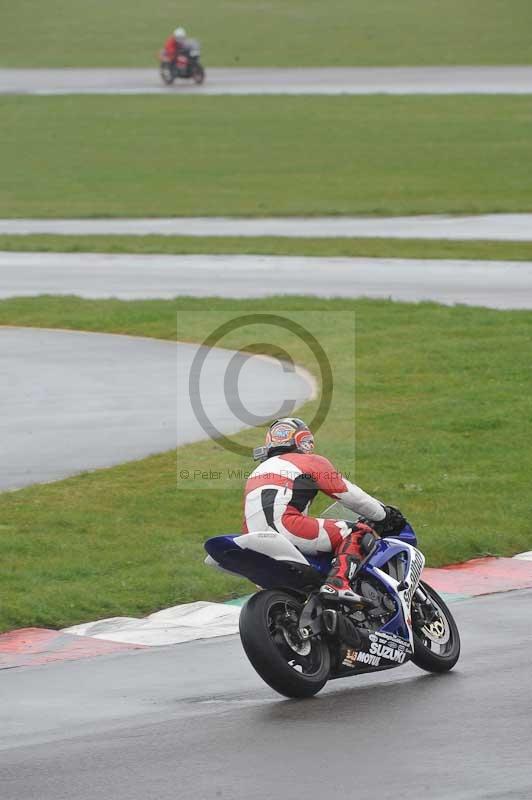 Motorcycle action photographs;anglesey circuit;anglesey trackday photographs;event digital images;eventdigitalimages;no limits trackday;oulton park circuit cheshire;peter wileman photography;trackday;trackday digital images;trackday photos;ty croes circuit wales