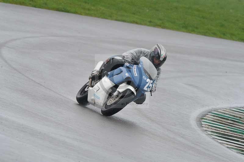 Motorcycle action photographs;anglesey circuit;anglesey trackday photographs;event digital images;eventdigitalimages;no limits trackday;oulton park circuit cheshire;peter wileman photography;trackday;trackday digital images;trackday photos;ty croes circuit wales