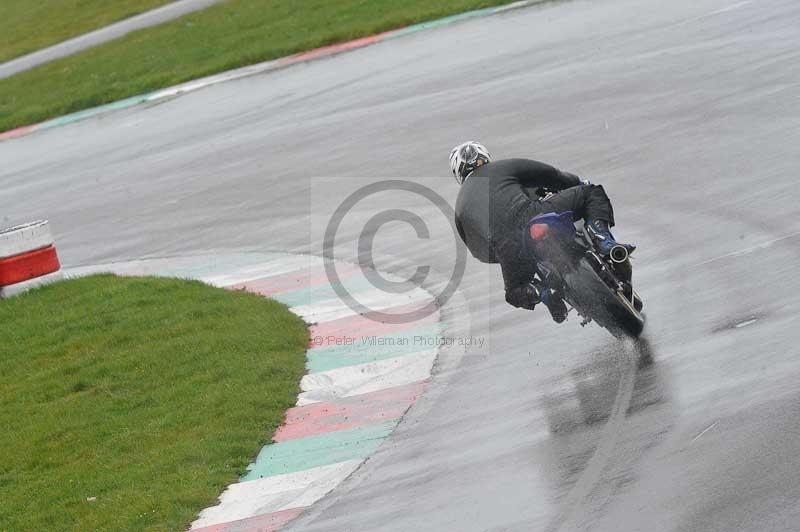 Motorcycle action photographs;anglesey circuit;anglesey trackday photographs;event digital images;eventdigitalimages;no limits trackday;oulton park circuit cheshire;peter wileman photography;trackday;trackday digital images;trackday photos;ty croes circuit wales