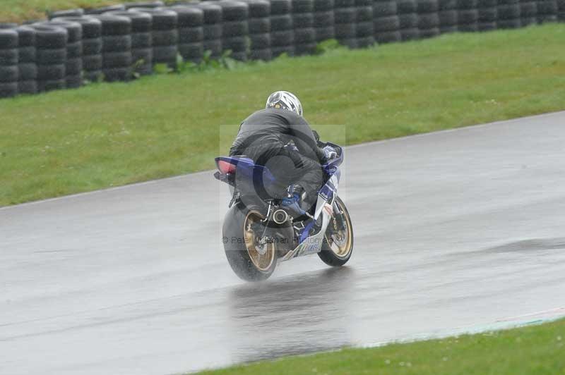Motorcycle action photographs;anglesey circuit;anglesey trackday photographs;event digital images;eventdigitalimages;no limits trackday;oulton park circuit cheshire;peter wileman photography;trackday;trackday digital images;trackday photos;ty croes circuit wales