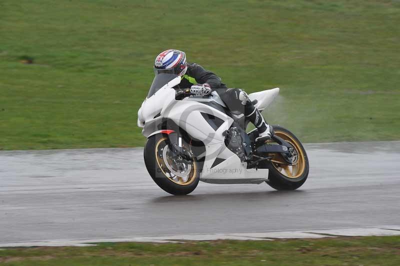 Motorcycle action photographs;anglesey circuit;anglesey trackday photographs;event digital images;eventdigitalimages;no limits trackday;oulton park circuit cheshire;peter wileman photography;trackday;trackday digital images;trackday photos;ty croes circuit wales